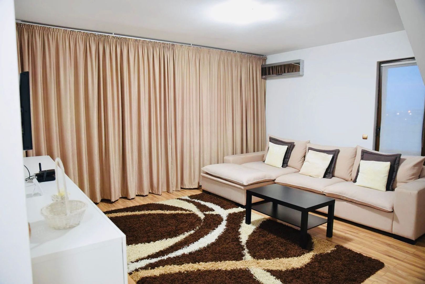 Apartament 3 camere Penthouse de inchiriat in Bragadiru - Poză 1