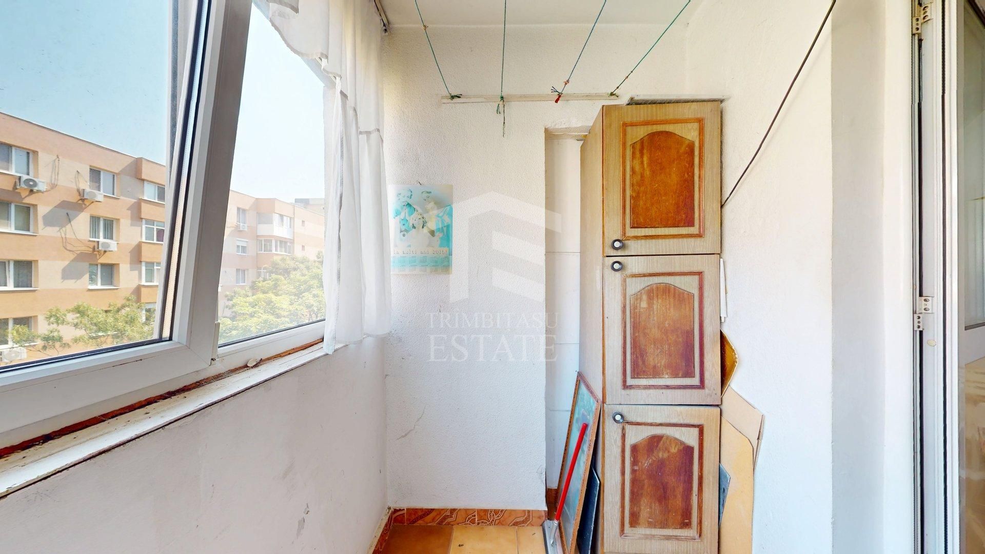 5 min Metrou Crangasi Apartament 3 camere - Poză 12
