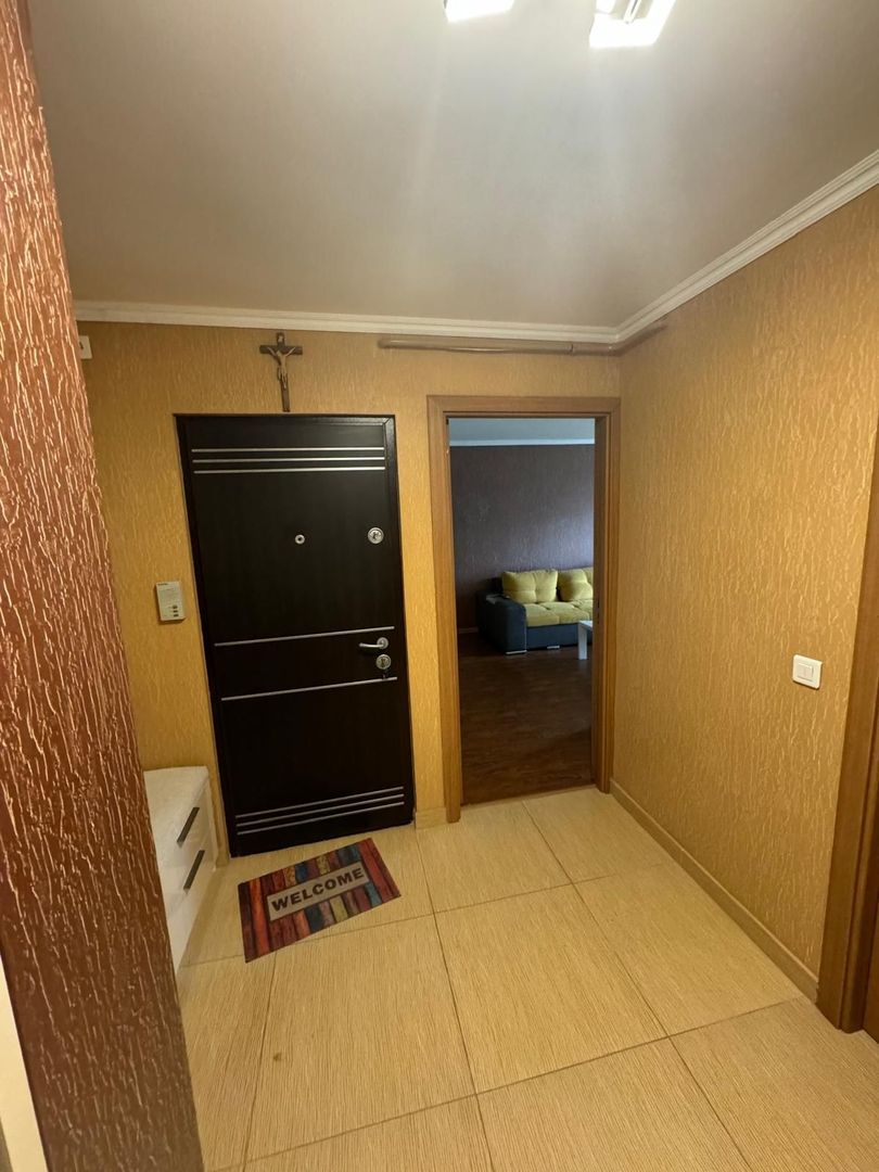 De inchiriat apartament cu 3 camere, Str. Nae leonard, etaj 3, 500 E - Poză 11
