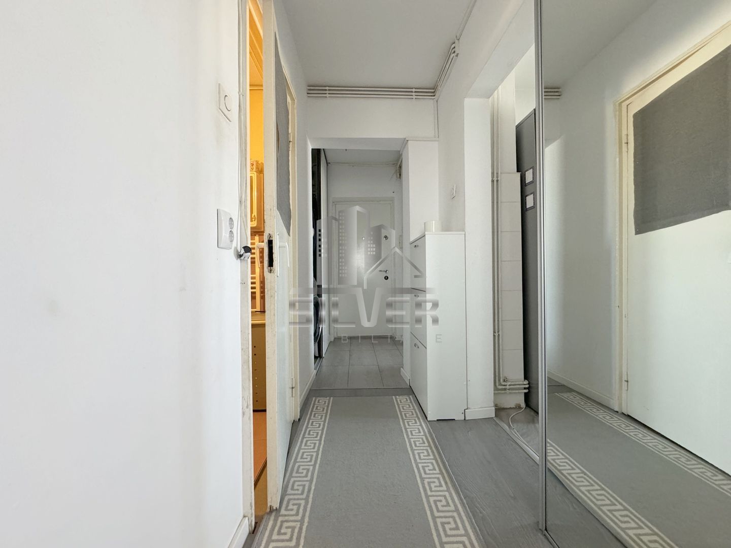 Apartament cu 3 camere/zona strazii Mehedinti. - Poză 14