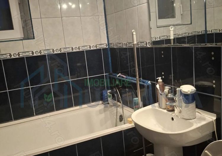 # De vanzare ap. 2CD(60mp utili), et.8 8 cu pod, bloc din 1991 - Poză 8