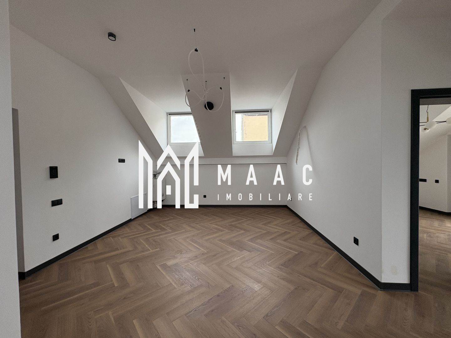 Apartament la vilă I 3 Camere I Et 2 I Balcon I 2 Parcări - Poză 12