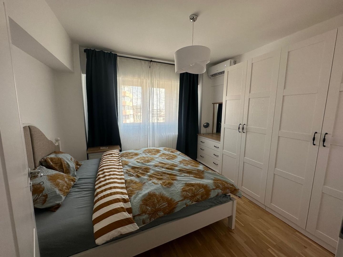 Închiriere Apartament 2 Camere, Zona Calea Moșilor - Poză 2