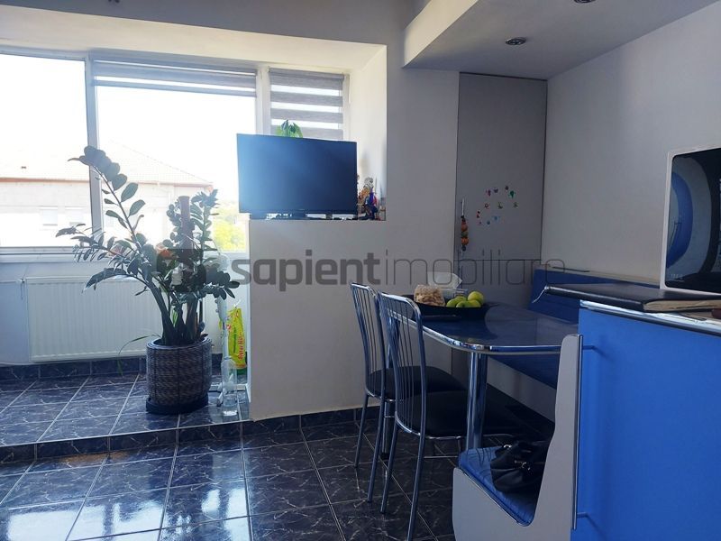 Ap.cu 4 camere, tip D - B-dul Stefan cel Mare - Poză 1