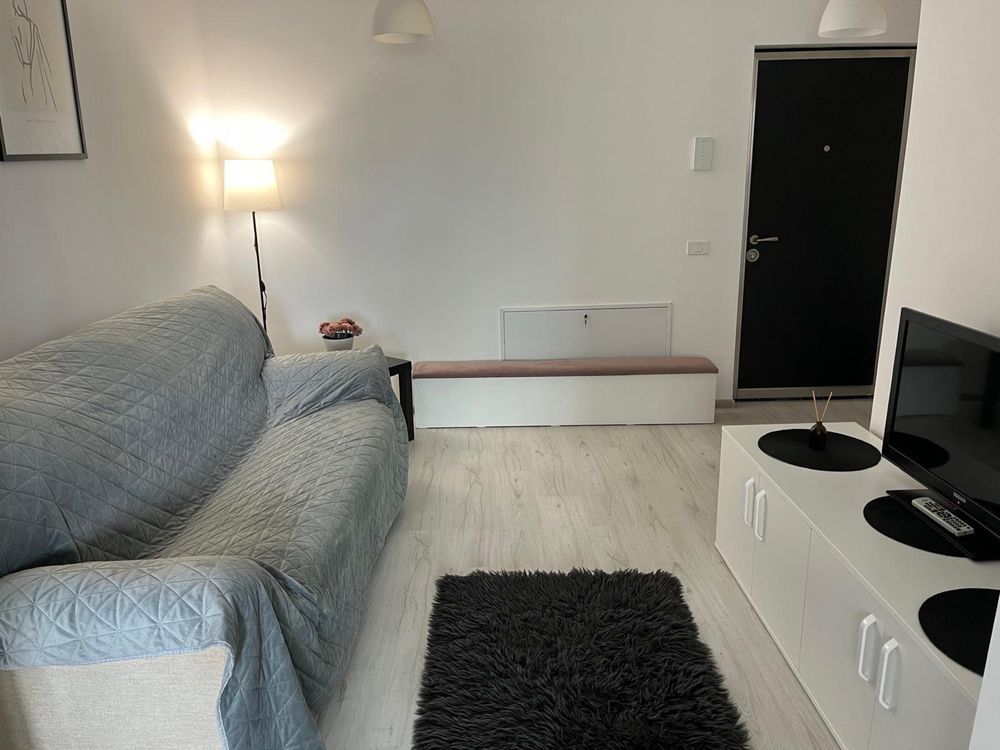 Apartament 2 camere tip studio, lux, parcare inclusă, centrală proprie, etaj 1 - Poză 2