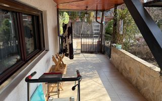 Casă/Vilă de vânzare în comuna Târgu Trotuș, județul Bacău. - Poză 52