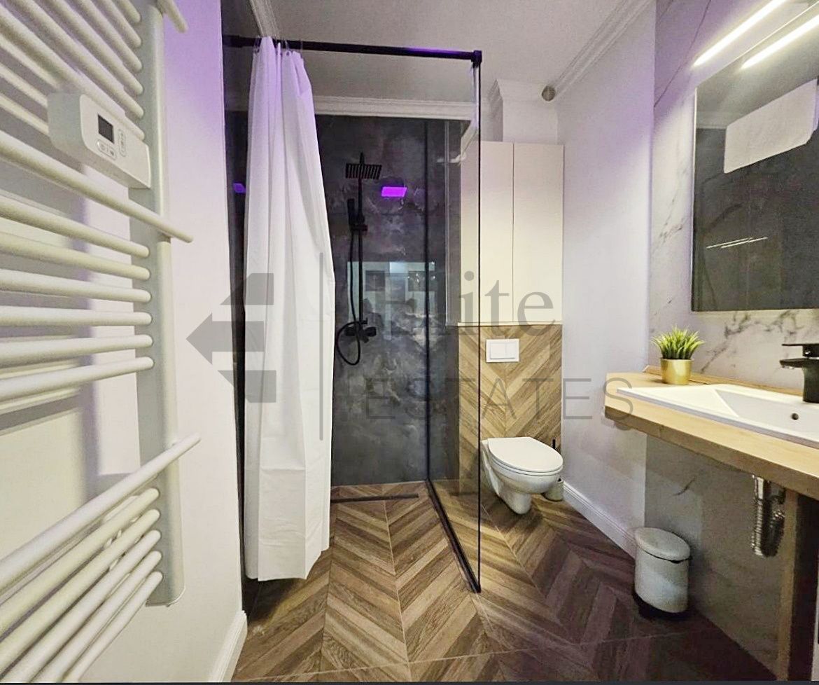 Apartament ultracentral cu 3 camere de inchirat - Poză 6