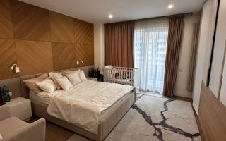 Penthouse spectaculos, 210mp utili, 260 mp terase, 2 parcari subterane - Poză 6