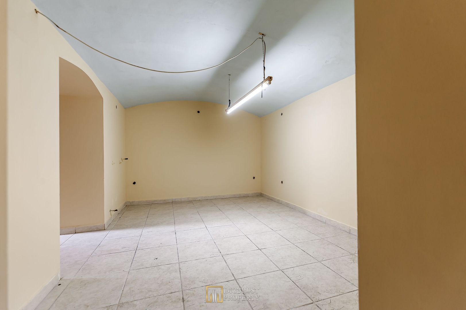 Apartament de vânzare la casă, 90 mp utili-Ultracentral Arad - Poză 5