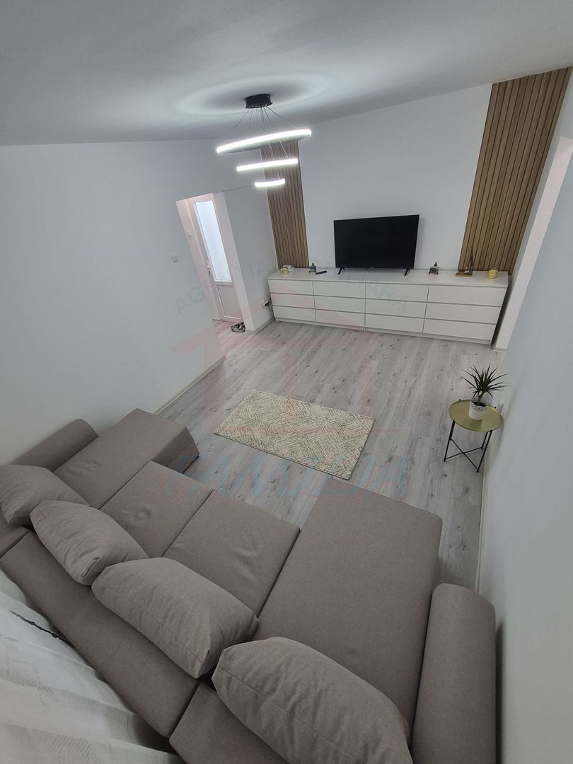 Inchiriere apartament 2 camere, Cosbuc, PARTER, 43 mp, 430 EURO/Luna - Poză 1