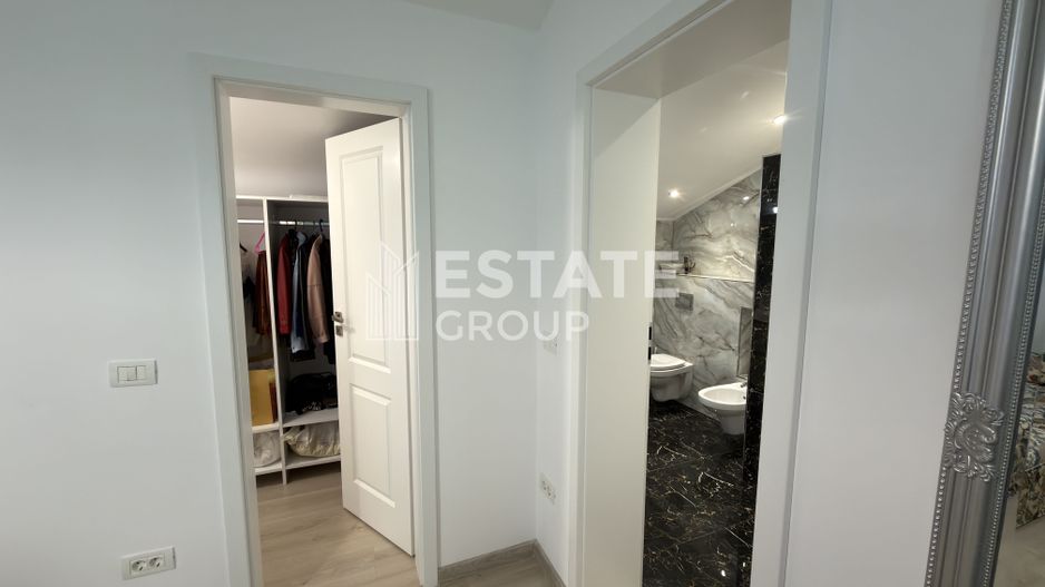 Casa individuala cu 5 camere in Dumbravita - Poză 19