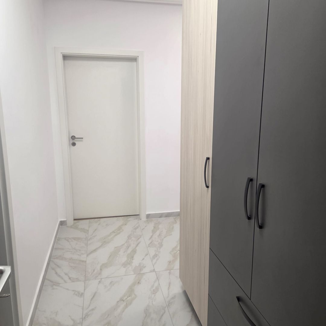 Apartament  2 camere Tractoru ,bloc nou! - Poză 4