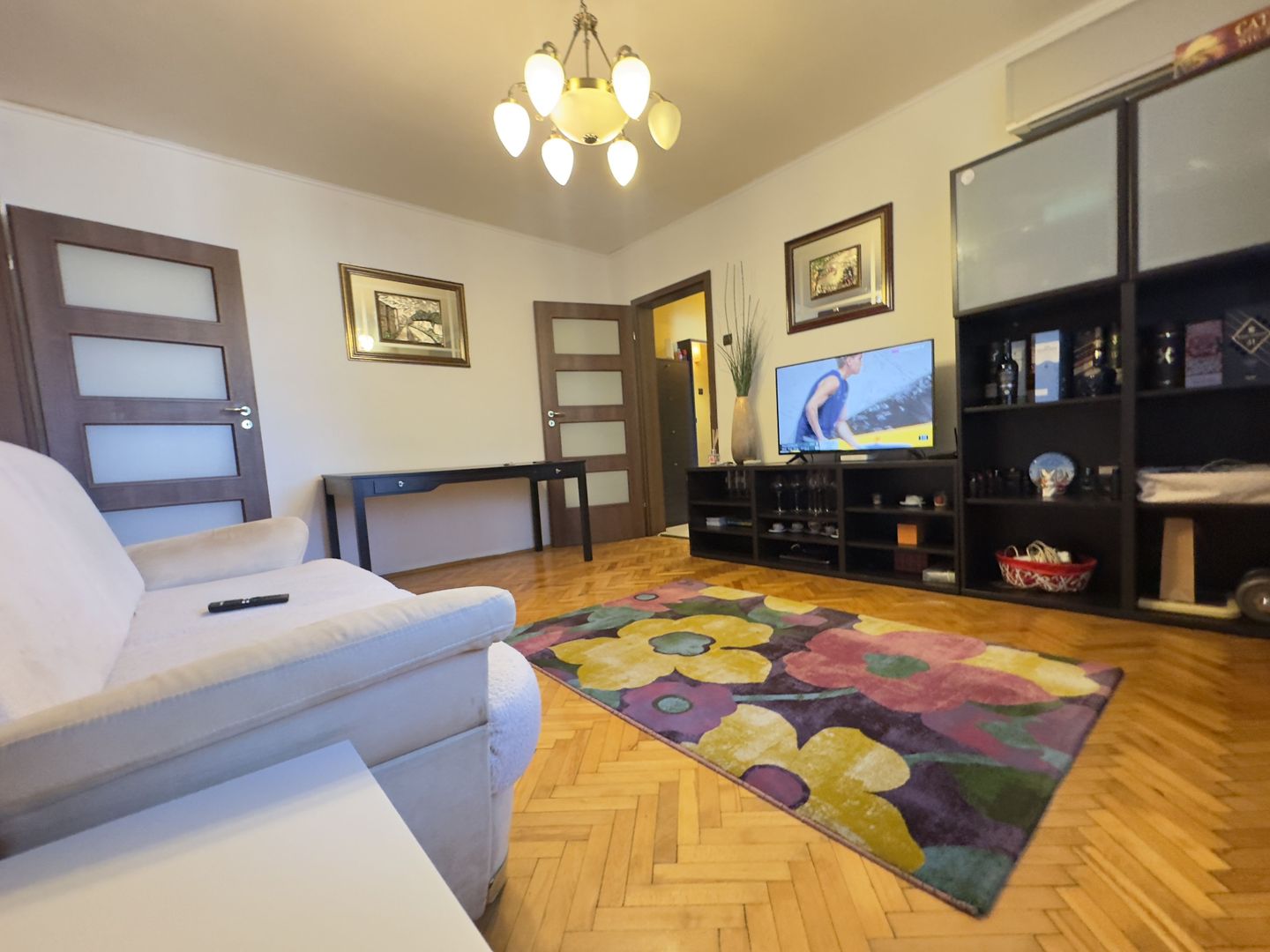 Apartament 3 camere Stefan cel mare - Poză 1