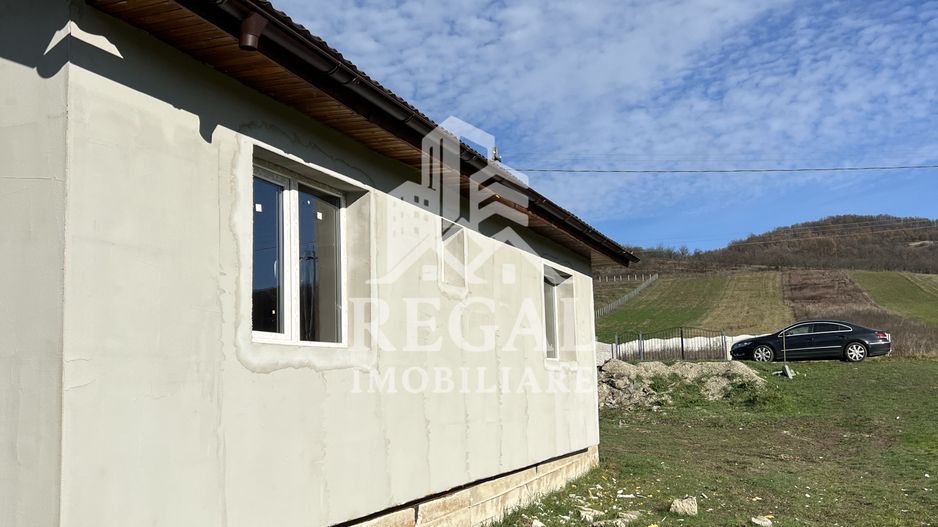 Casă de vânzare în Popești – ideală pentru liniște și aer curat - Poză 4