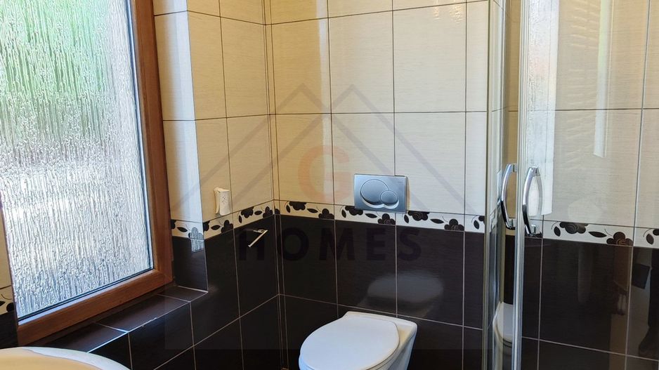 Casa spatioasa. Pretabil si pt. clinica, invatamant, camin varstnici. - Poză 26