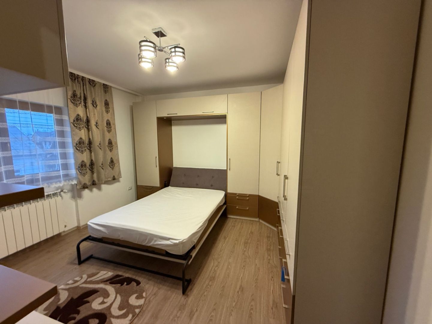 Apartament 3 camere de închiriat | Zonă centrală | Etaj 1 - Poză 5