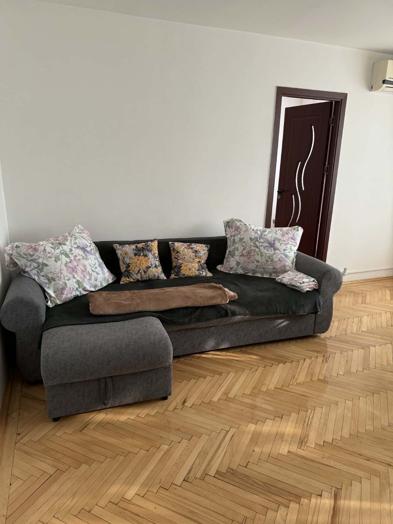 Apartament cu 3 camere- Craiovita Noua - Poză 1