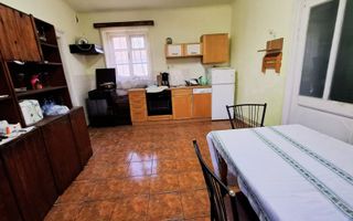 Casa cu 5 camere | 308 mp teren | Cisnadie - Poză 3