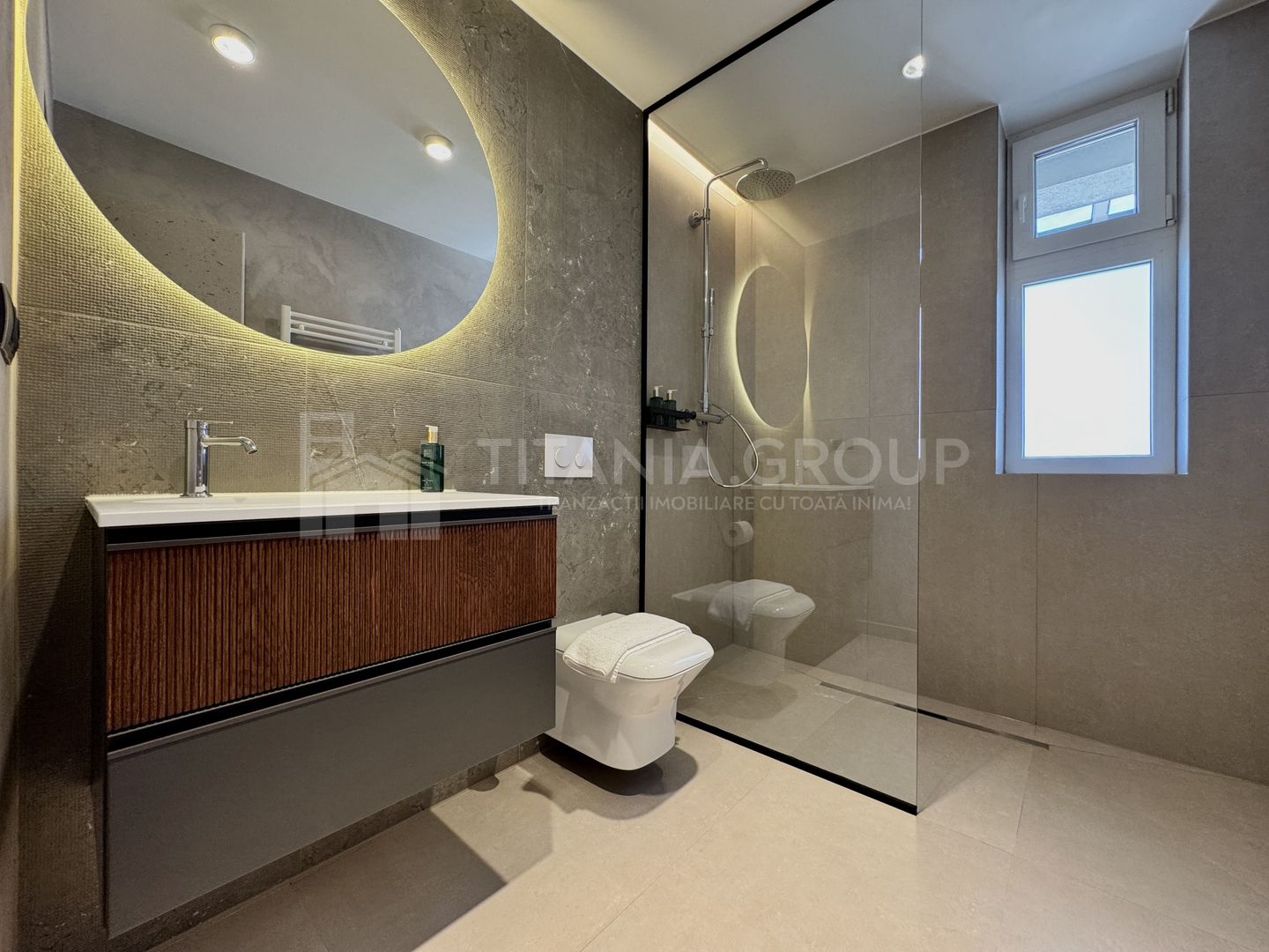 Penthouse de lux, prima închiriere, priveliște spre Tampa - Kasper Coresi - Poză 6