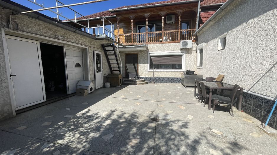 Casa cu teren 1000 mp și front 26 ml în zona Bogdanesti - Poză 11