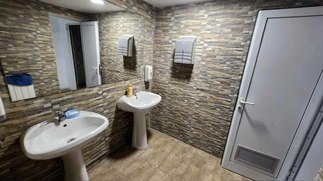 Spatiu COMERCIAL CU MULTIPLE DESTINATII ULTRACENTRAL - Poză 9