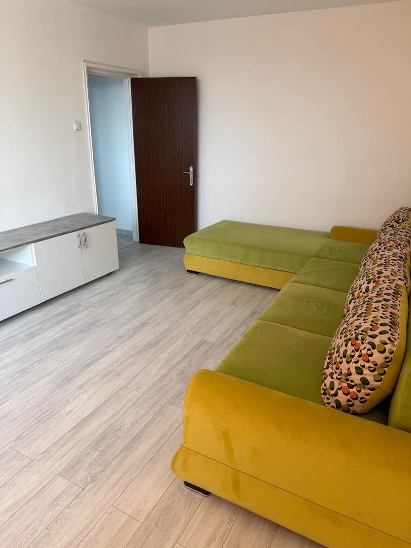 AP. 2 CAMERE - APARATORII PATRIEI, BLOC REABLITAT, METROU 10 MINUTE - Poză 1