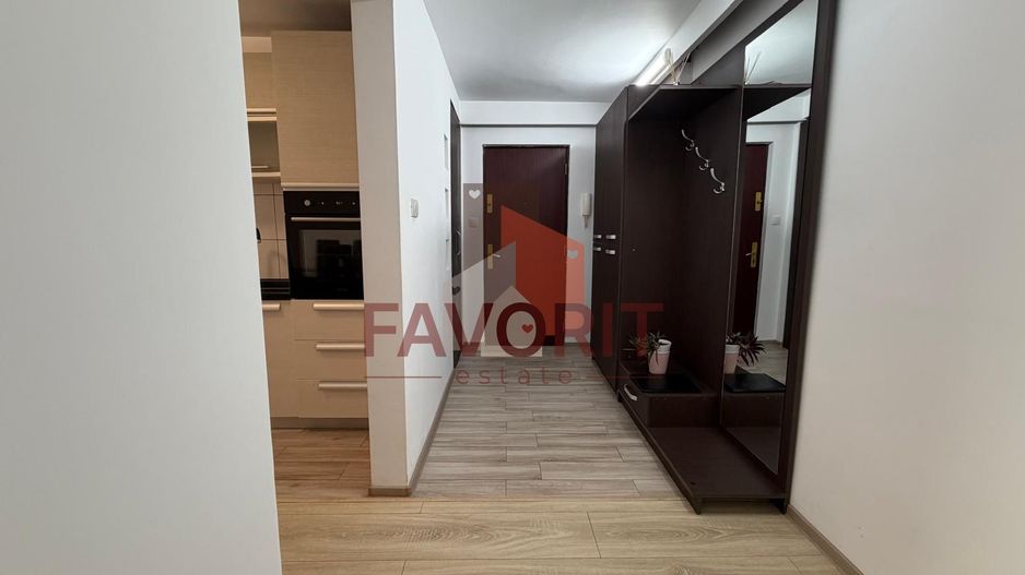 2 camere | centrala proprie | etaj intermediar | zona excelenta | - Poză 10
