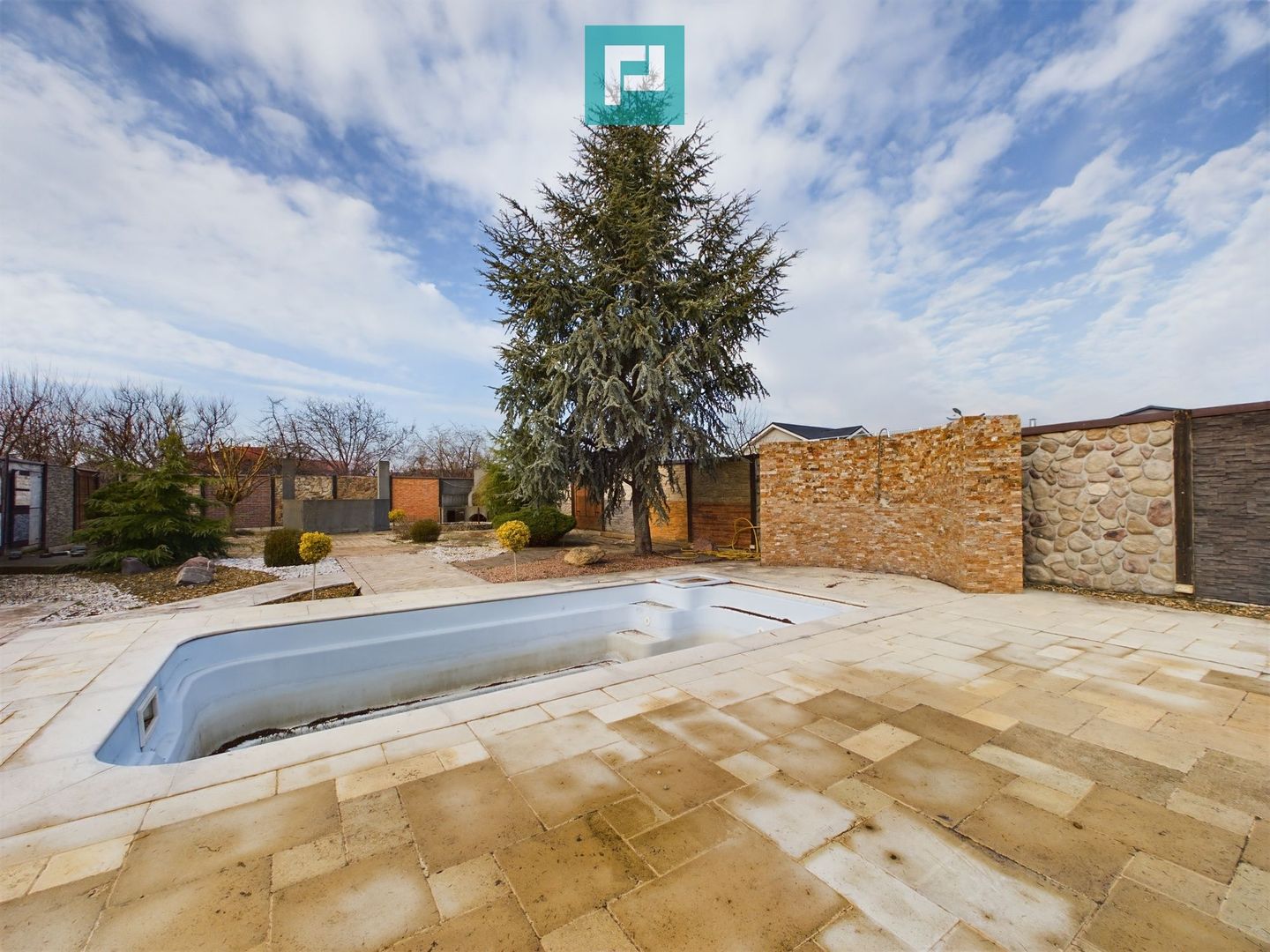 Casă 50 mpu cu teren 720 mp Gradiste - Poză 1