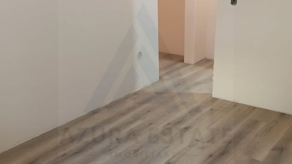 Apartament 2 camere 45 mp utili pivnița 11 mp zona Mihai Viteazul - Poză 2