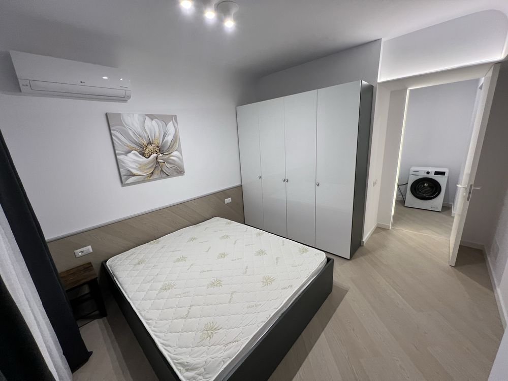 Inchiriere Apartament 2 camere Cortina North - Poză 5