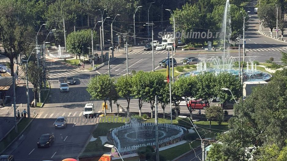 Decomandat 2 Camere Etaj Intermediar Piata Sudului Alexandru Obregia - Poză 1