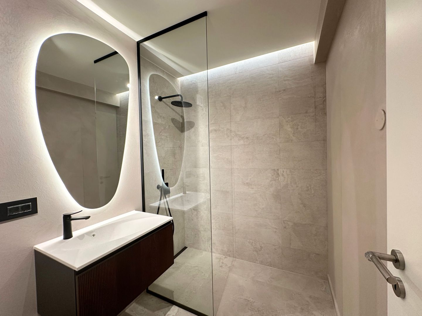 Apartament de lux 2 camere nelocuit Zona Coresi Kasper - Poză 20