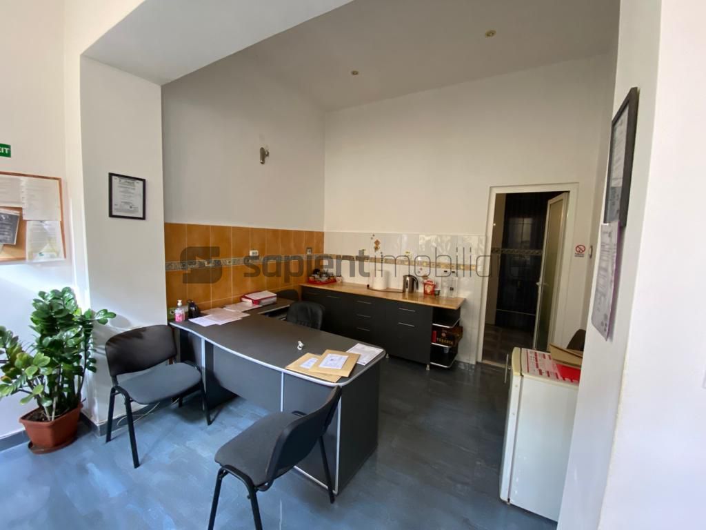 Sapient | Casa situata in zona ultracentrala, strada Dunarea - Poză 2