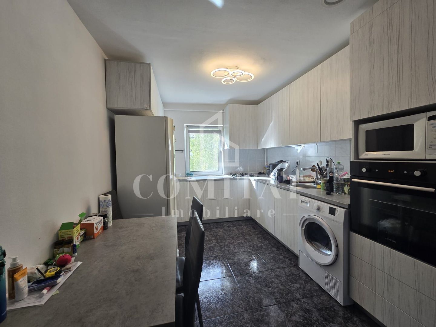 Apartament cu 4 camere | Etaj intermediar | Zona Parcul Rozelor - Poză 12