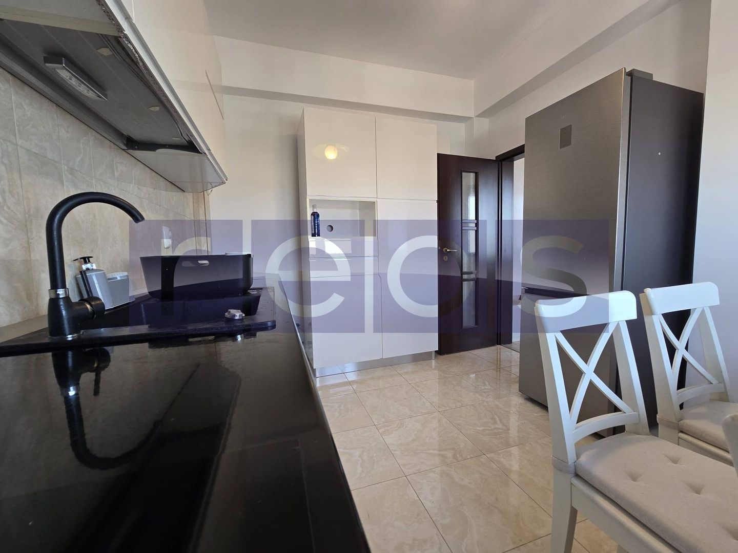 DE VANZARE 2 CAMERE PRELUNGIREA GHENC EA | PARCARE  | CARTIERUL LATIN - Poză 8