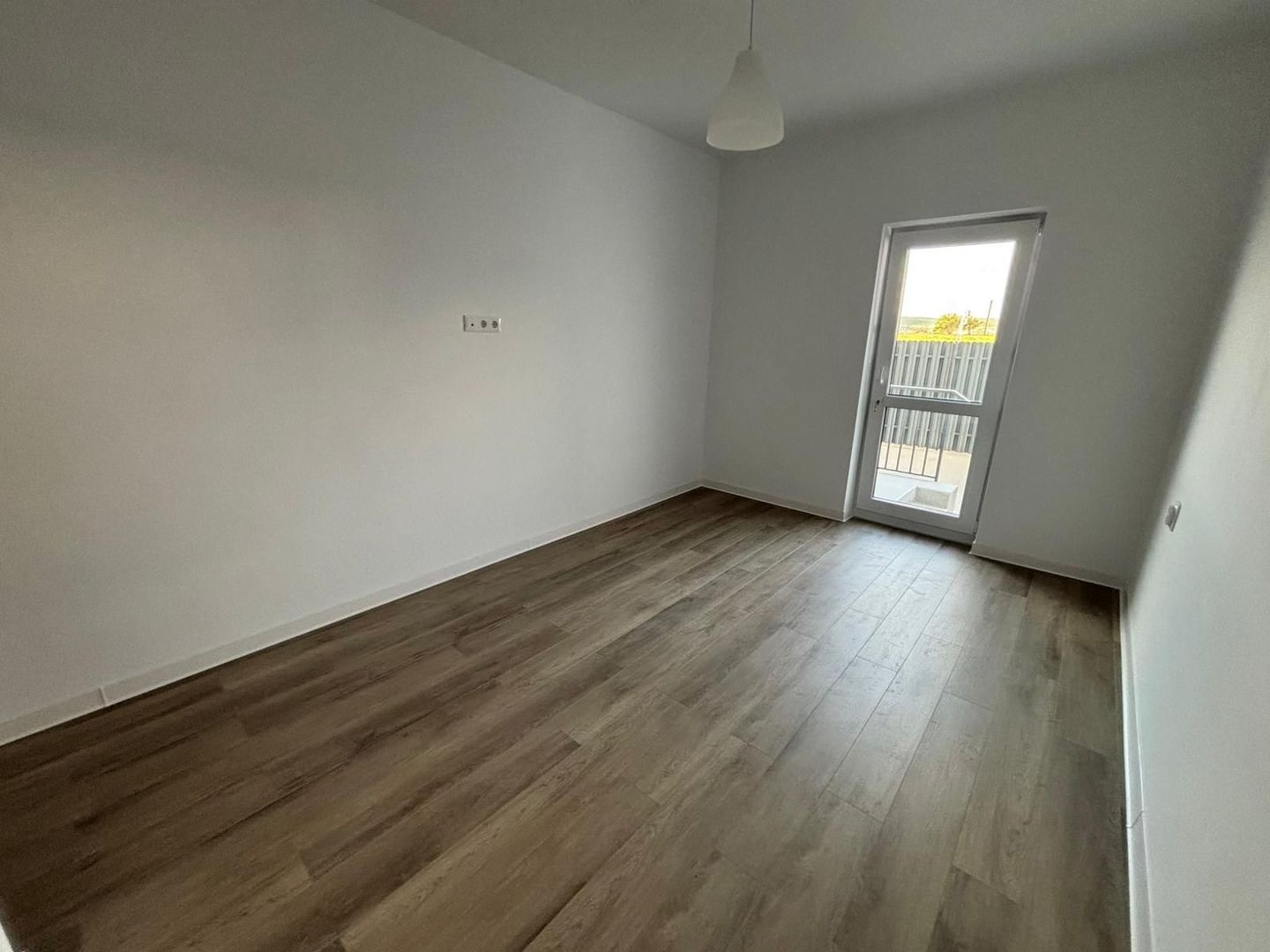 Apartament 2 camere 46 mp - zona Unirii, Selimbar - Poză 3