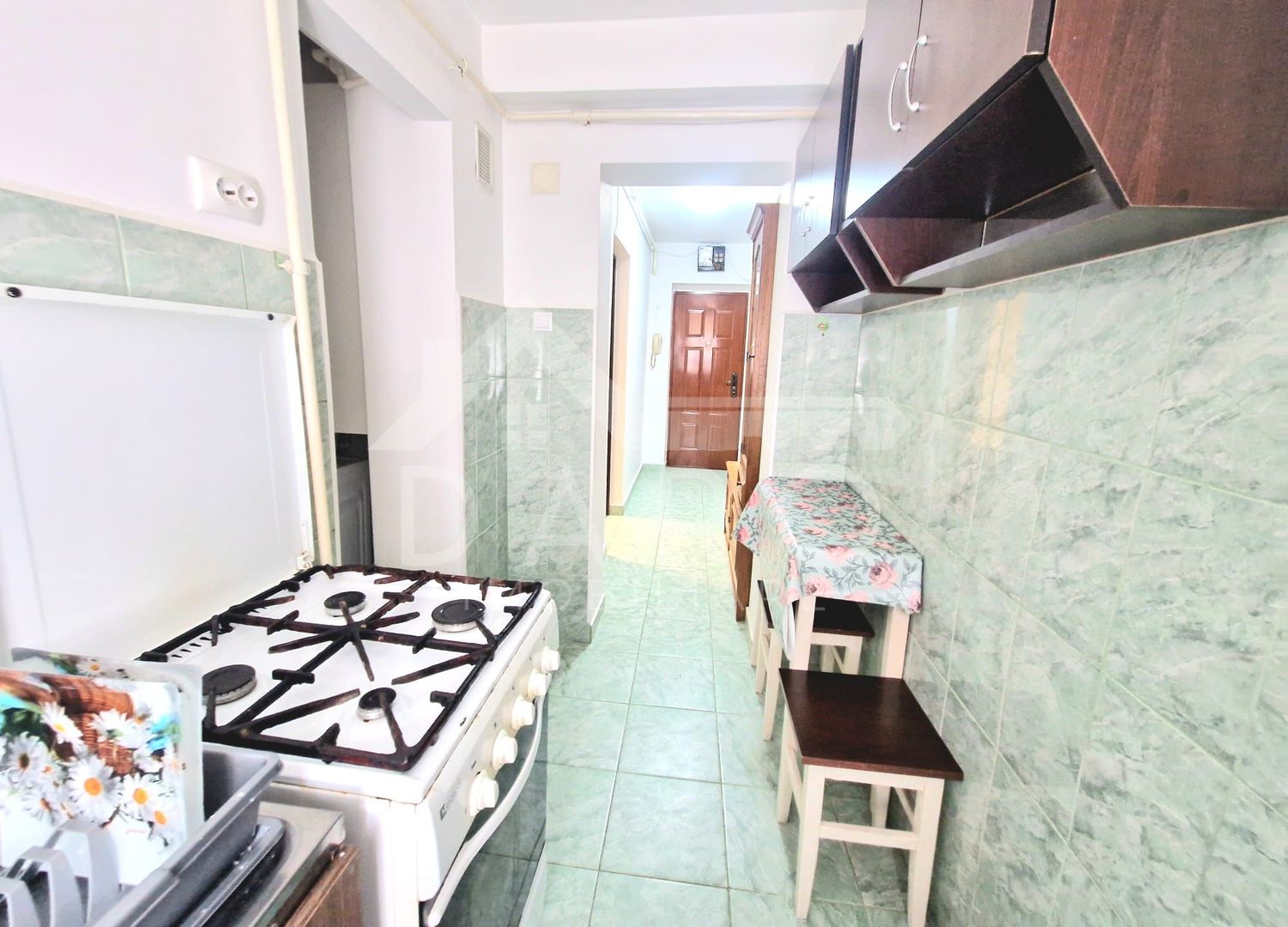 Inchiriez apartament cu doua camere in Cartierul Dambu - Poză 5