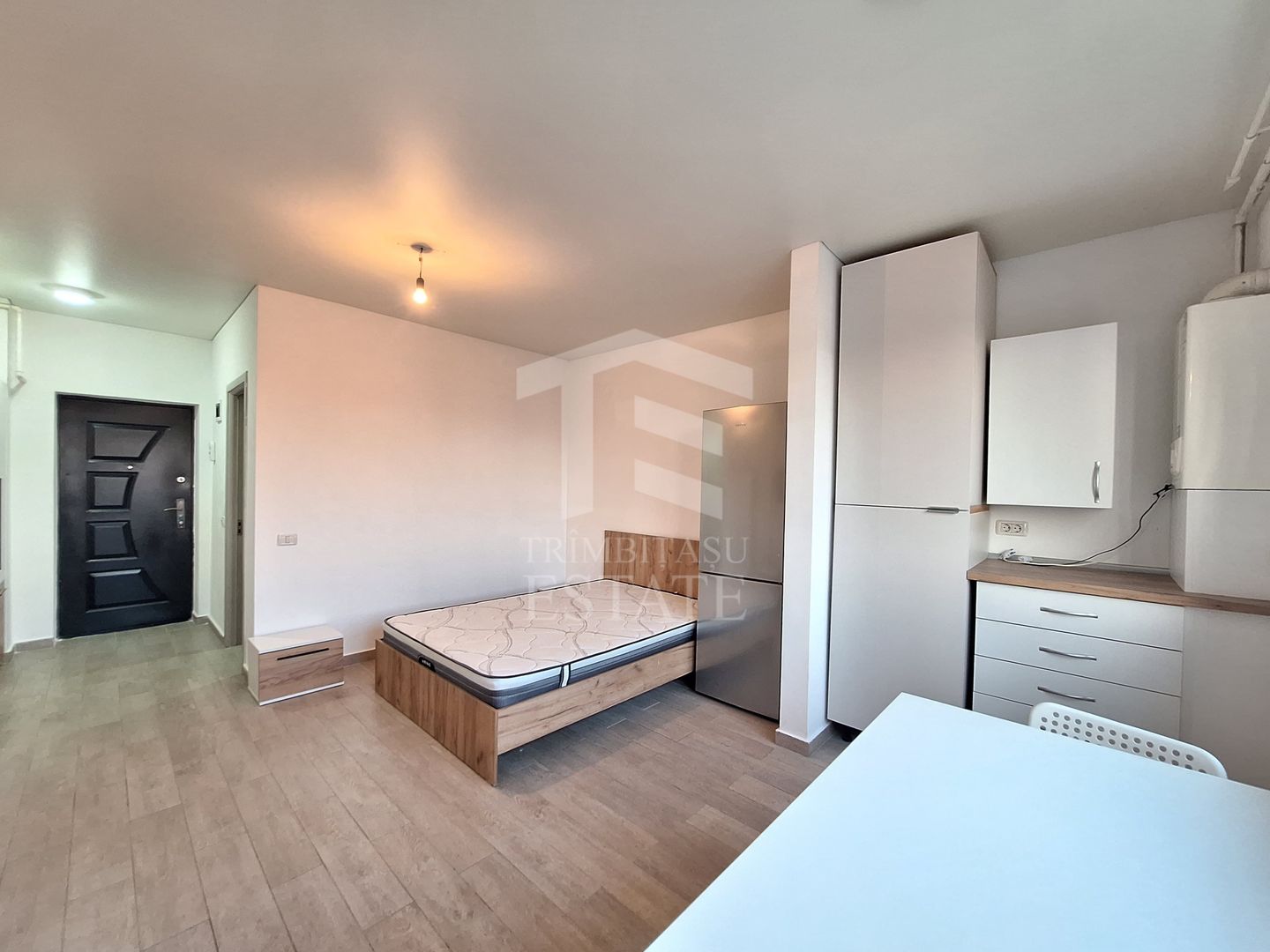 Garsonieră complet mobilată și utilată de închiriat–Militari Residence - Poză 5