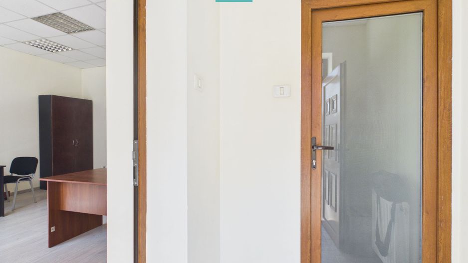 Spațiu central birou/locuință – Str. Primăriei - Poză 15