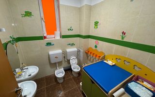 Oportunitate de investitie, se vinde cu chiriasi. Comision 0. - Poză 17