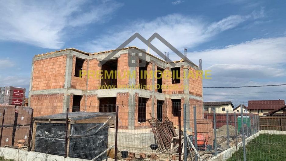 Vila Tip Duplex de Vanzare Brasov - Sanpetru - Poză 13