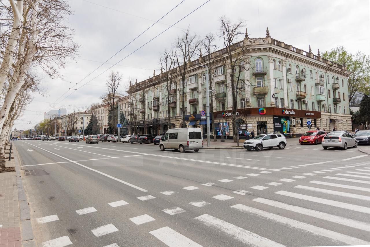 Vânzare, apartament, 2 camerе, bul. Ştefan cel Mare şi Sfînt, Centru - Poză 2