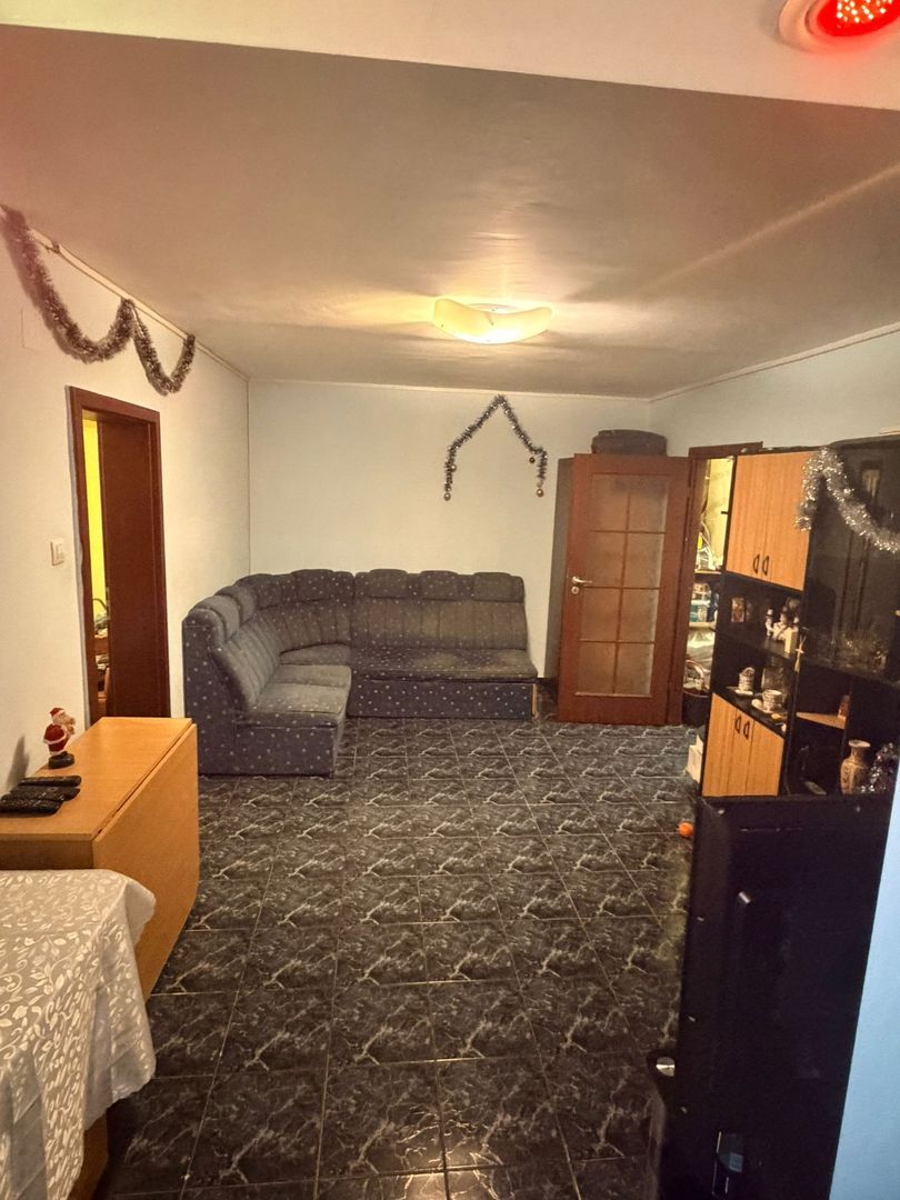 Apartament cu patru camere, Brancoveanu, 146.500€ negociabil - Poză 1