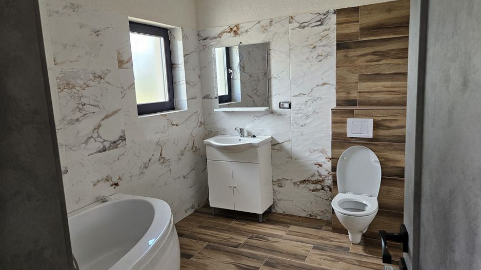 Vânzare Vilă Nouă Moderna în Balotești, Pitești, langa Padure - Poză 6