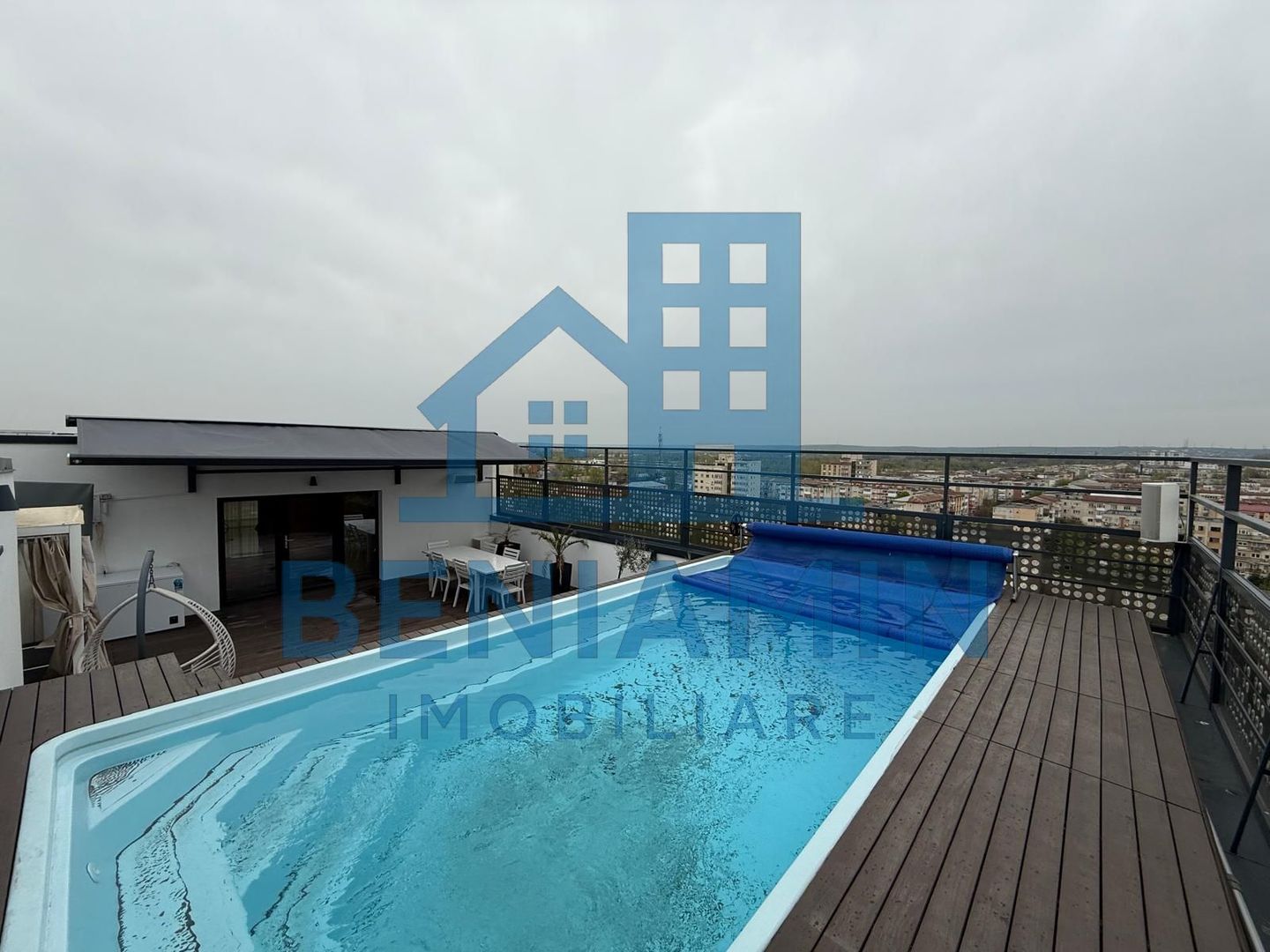 Penthouse cu piscina la etajul 11-Mobilat Lux-300mp-parcare-lift - Poză 11