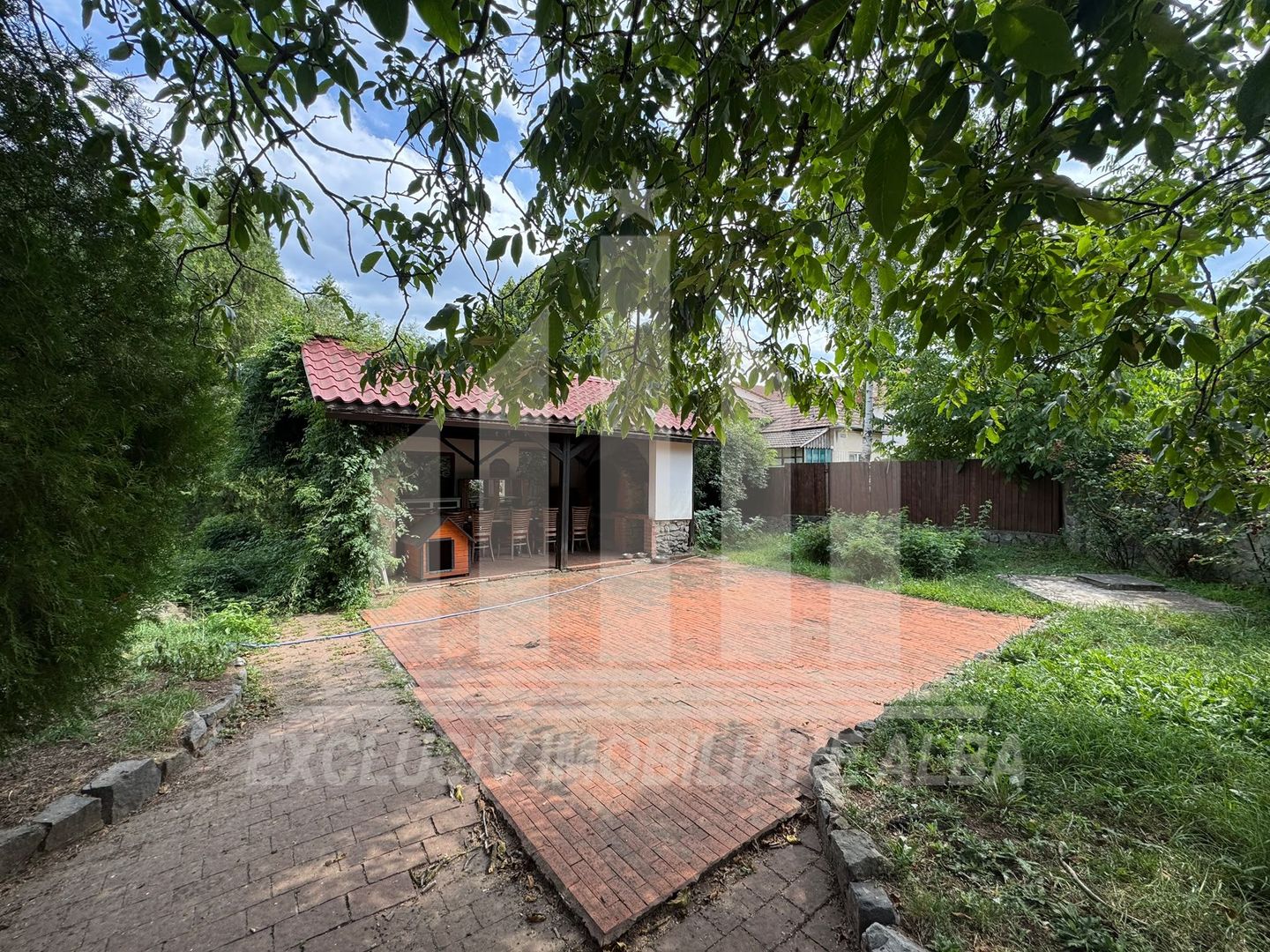 Casa individuala | Piscina | 250 mp | 1759 mp teren | Micesti - Poză 12