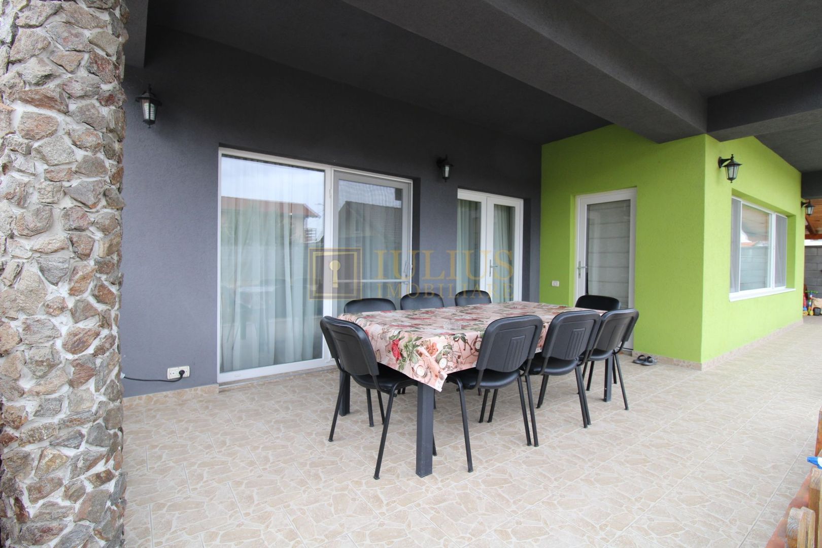 Sat Giroc, ideal pentru diverse afaceri sau pentru locuit. - Poză 29