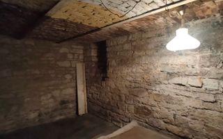 APARTAMENT ULTRACENTRAL , PIATA UNIRII, CUZA VODA 70 MP PLUS CURTE - Poză 13