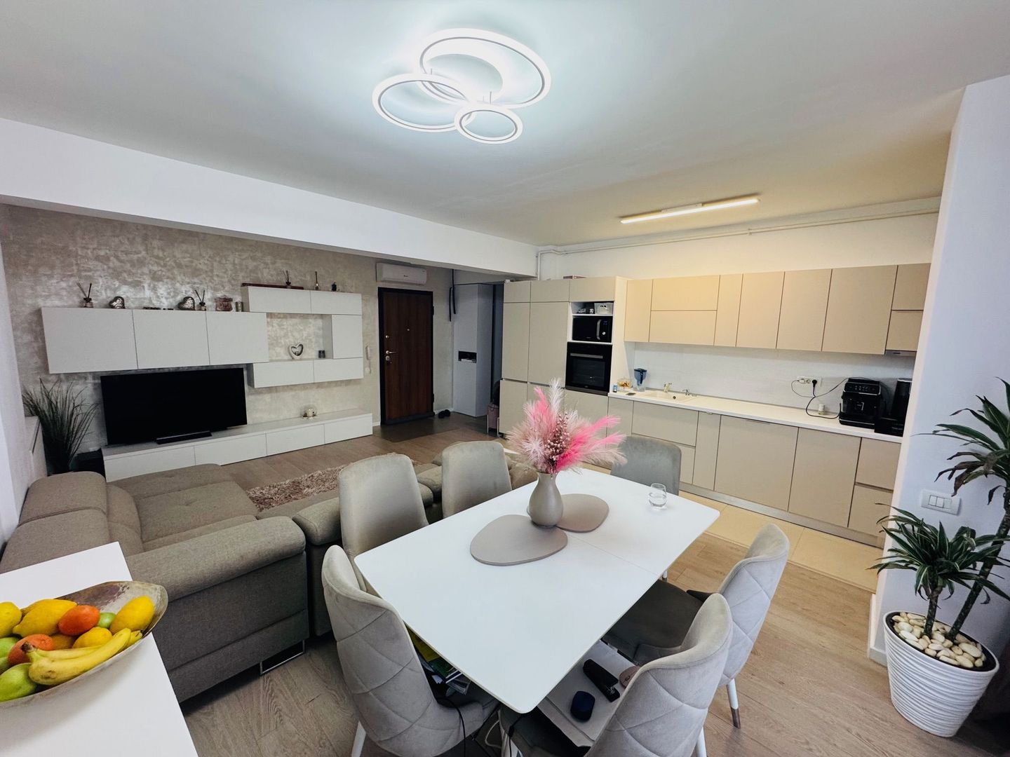 Apartament 3 camere cu CURTE Sisesti PAPION - Poză 3