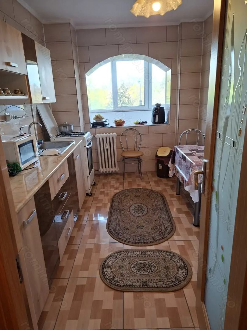 APARTAMENT 3 CAMERE | DECOMANDAT | LACUL TEI - Poză 2